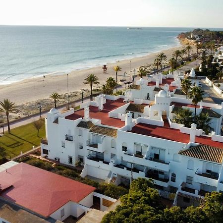 Apartamento A Pie De Playa La Barrosa Chiclana de la Frontera Bagian luar foto