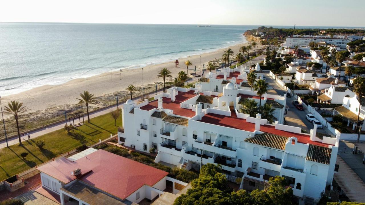 Apartamento A Pie De Playa La Barrosa Chiclana de la Frontera Bagian luar foto